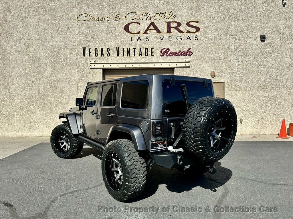 Jeep Wrangler photo 5