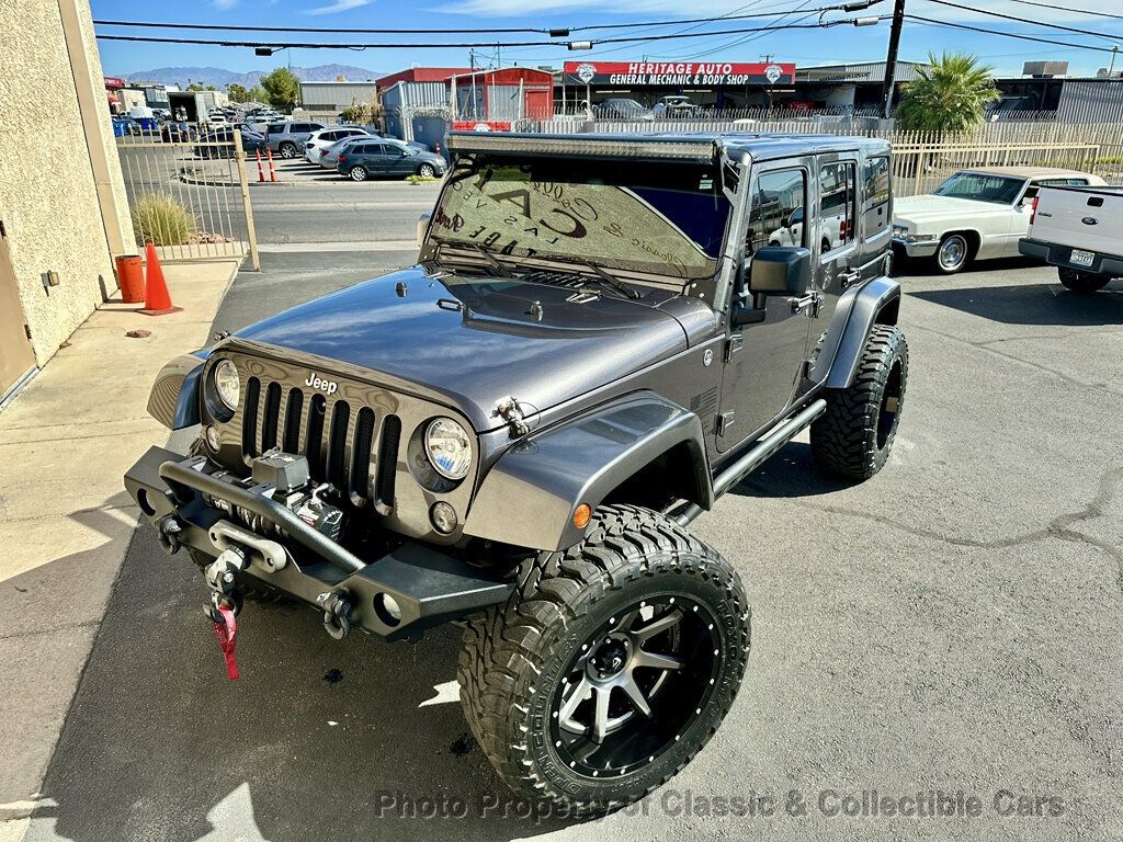 Jeep Wrangler photo 8