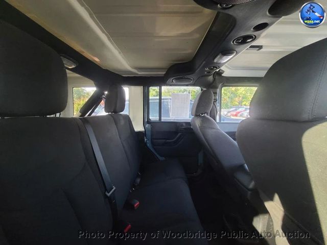 2014 Jeep Wrangler Unlimited Sport - 22931381 - 13