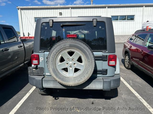 2014 Jeep Wrangler Unlimited Sport - 22931381 - 20
