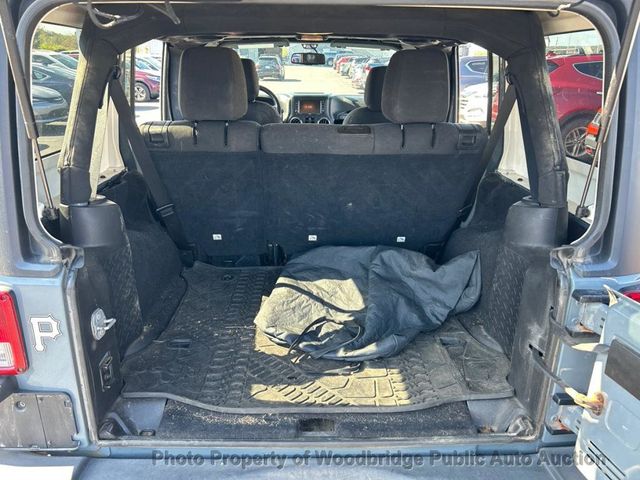 2014 Jeep Wrangler Unlimited Sport - 22931381 - 29