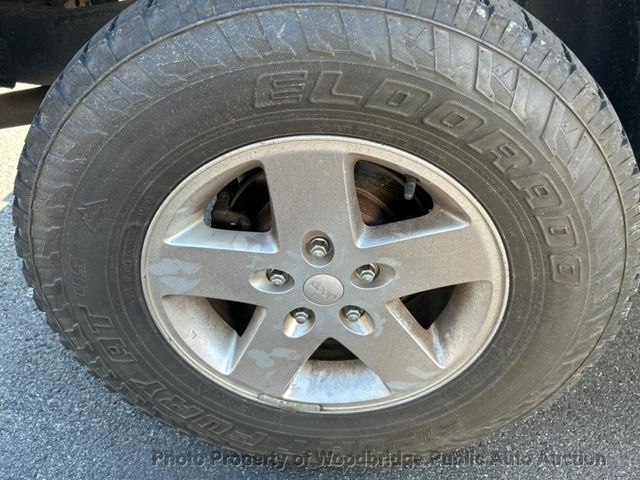 2014 Jeep Wrangler Unlimited Sport - 22931381 - 32