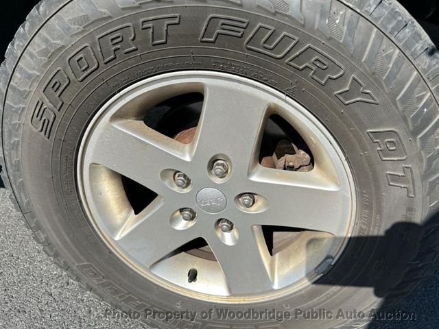 2014 Jeep Wrangler Unlimited Sport - 22931381 - 33