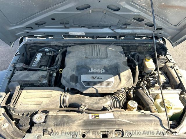 2014 Jeep Wrangler Unlimited Sport - 22931381 - 38