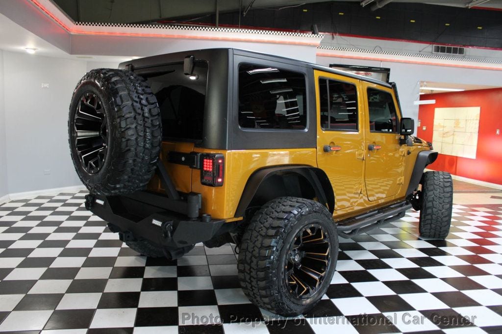 2014 Jeep Wrangler Unlimited Sport - 22794986 - 3