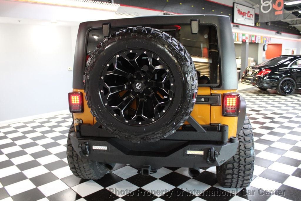 2014 Jeep Wrangler Unlimited Sport - 22794986 - 4