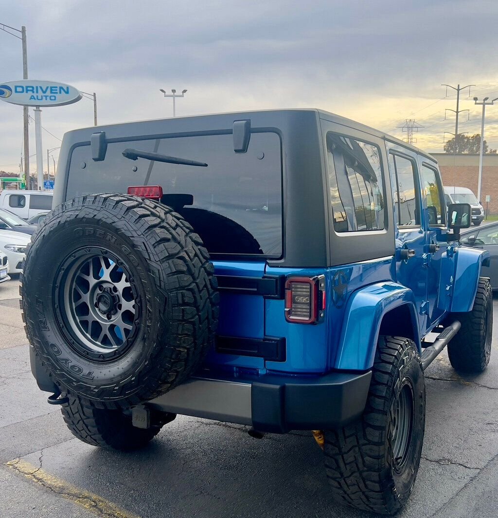 2014 Jeep Wrangler Unlimited Sport - 22640787 - 4