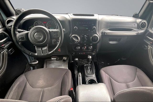 2014 Jeep Wrangler Unlimited Sport - 23061410 - 18