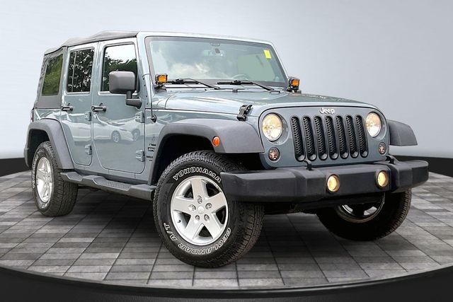 2014 Jeep Wrangler Unlimited Sport - 23061410 - 2