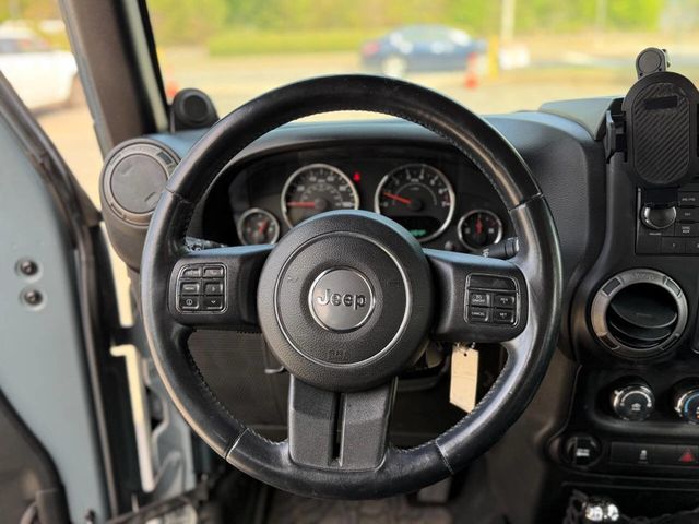 2014 Jeep Wrangler Unlimited Sport 4x4 4dr SUV - 23008041 - 14