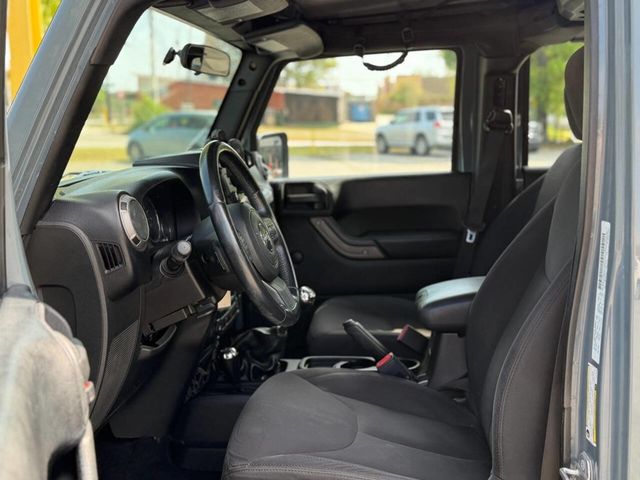 2014 Jeep Wrangler Unlimited Sport 4x4 4dr SUV - 23008041 - 15