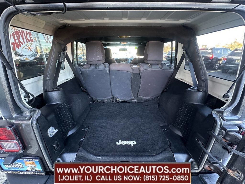 2014 Jeep Wrangler Unlimited Sport 4x4 4dr SUV - 22688011 - 19