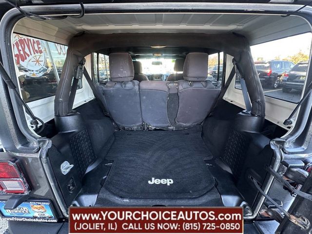 2014 Jeep Wrangler Unlimited Sport 4x4 4dr SUV - 22688011 - 19