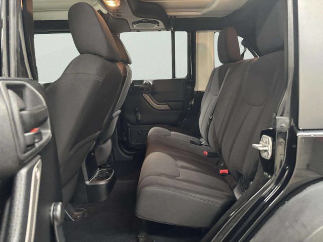 2014 Jeep Wrangler Unlimited Sport 4x4 4dr SUV - 22982279 - 15