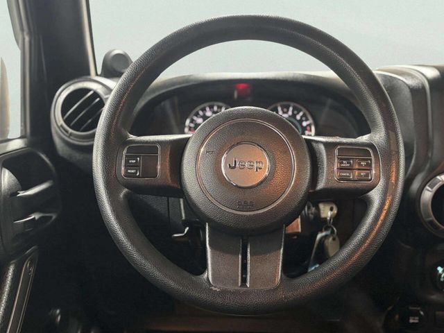 2014 Jeep Wrangler Unlimited Sport 4x4 4dr SUV - 22982279 - 29