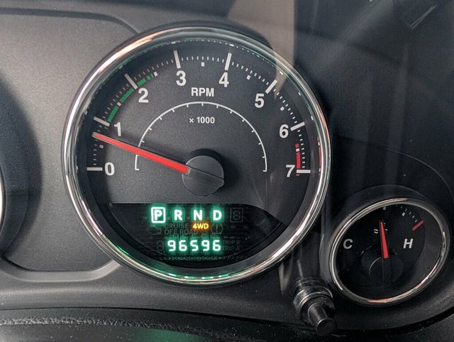 2014 Jeep Wrangler Unlimited Take the road less traveled... - 22974902 - 20