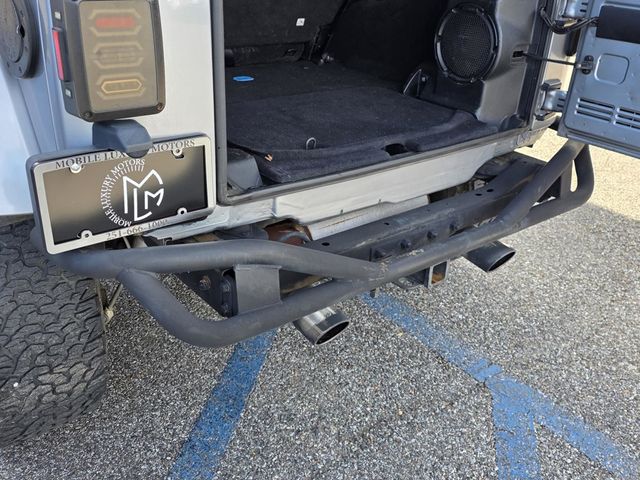 2014 Jeep Wrangler Unlimited Unlimited Sahara - 22993319 - 25