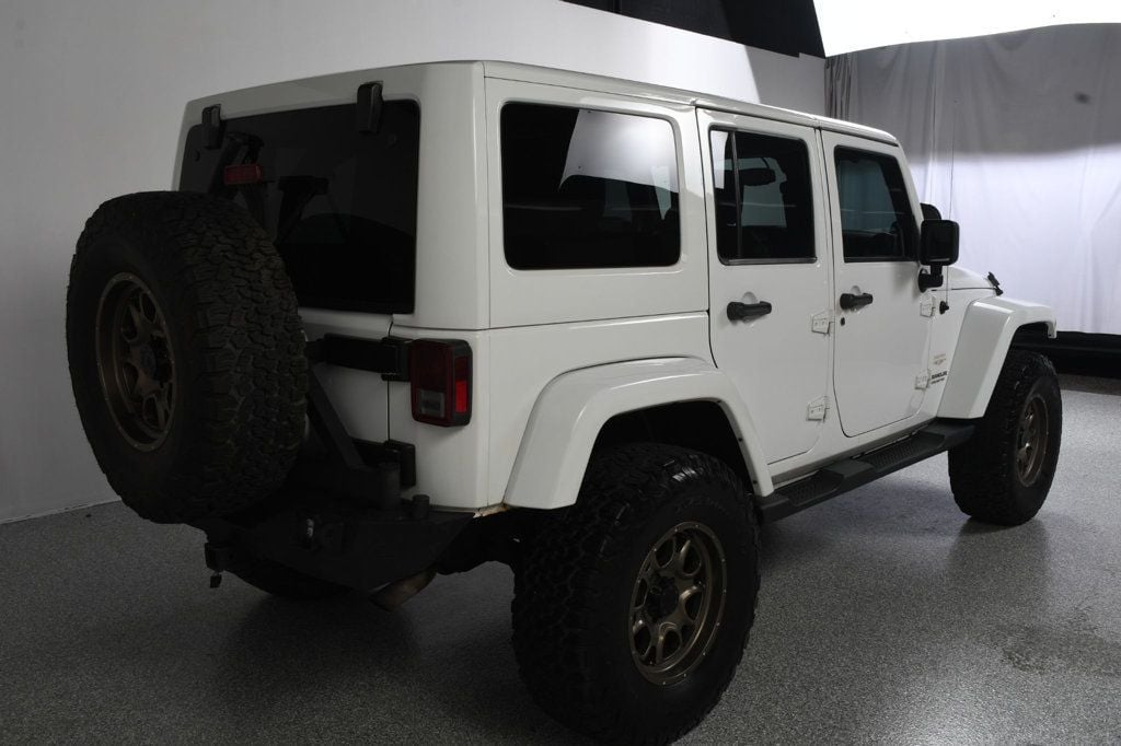 Jeep Wrangler photo 8