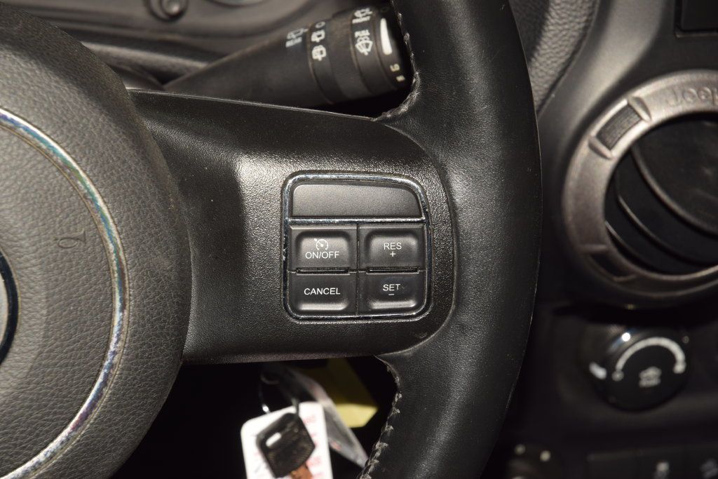 2014 Jeep Wrangler Unlimited Unlimited Sport - 23073043 - 38