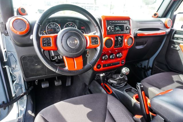 2014 Jeep Wrangler Unlimited Unlimited Sport - 23045312 - 18