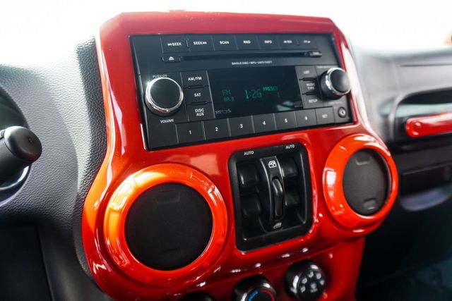 2014 Jeep Wrangler Unlimited Unlimited Sport - 23045312 - 22