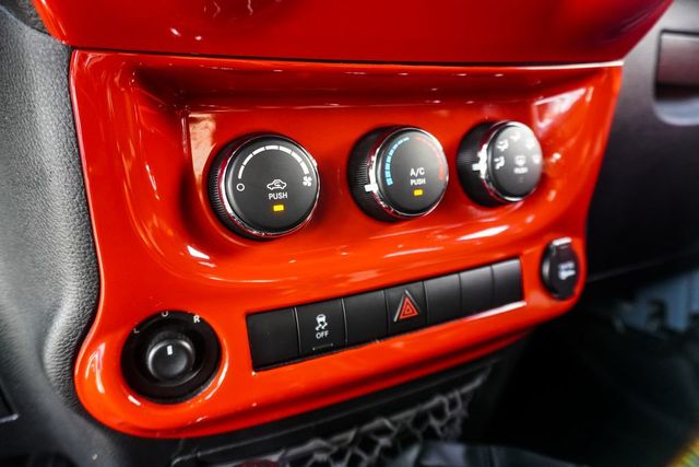 2014 Jeep Wrangler Unlimited Unlimited Sport - 23045312 - 23