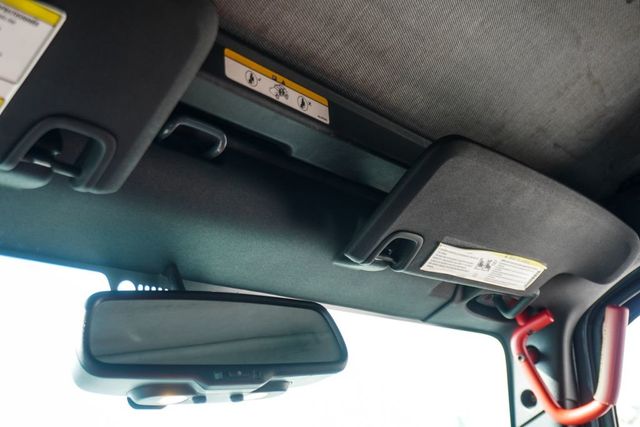 2014 Jeep Wrangler Unlimited Unlimited Sport - 23045312 - 25