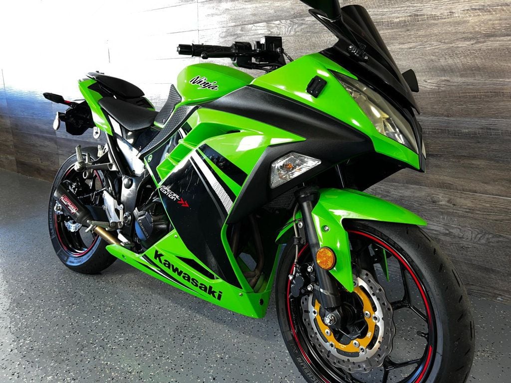 2014 Kawasaki Ninja 300 Special Edition LOW MILES! - 22637995 - 1