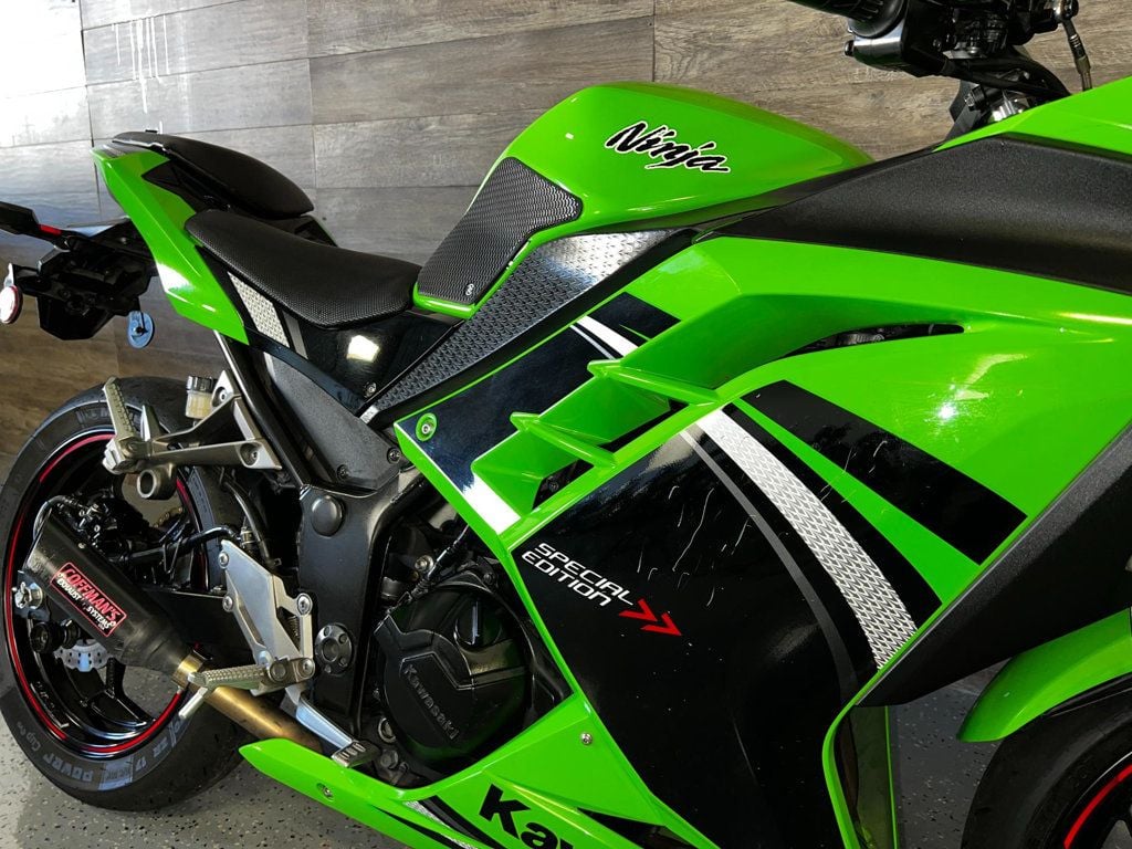 2014 Kawasaki Ninja 300 Special Edition LOW MILES! - 22637995 - 7