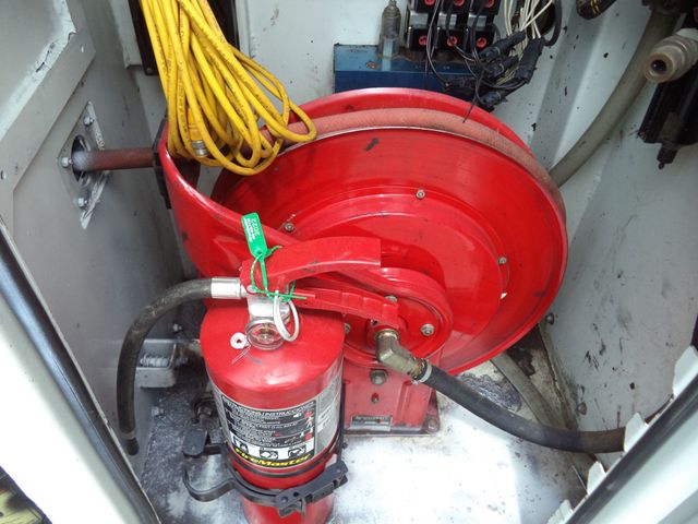 2014 Kenworth T270 NON CDL Mechanic Truck – IMT Crane, Welder, Compressor - 23034879 - 25