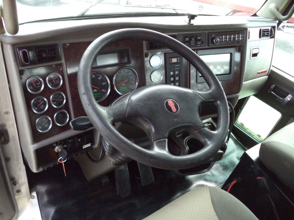 2014 Kenworth T270 NON CDL Mechanic Truck – IMT Crane, Welder, Compressor - 23034879 - 49