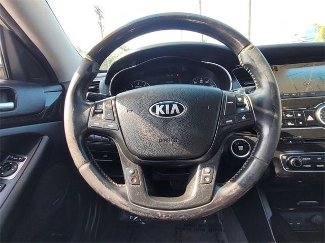 2014 Kia Cadenza 4dr Sedan Premium - 21370909 - 24
