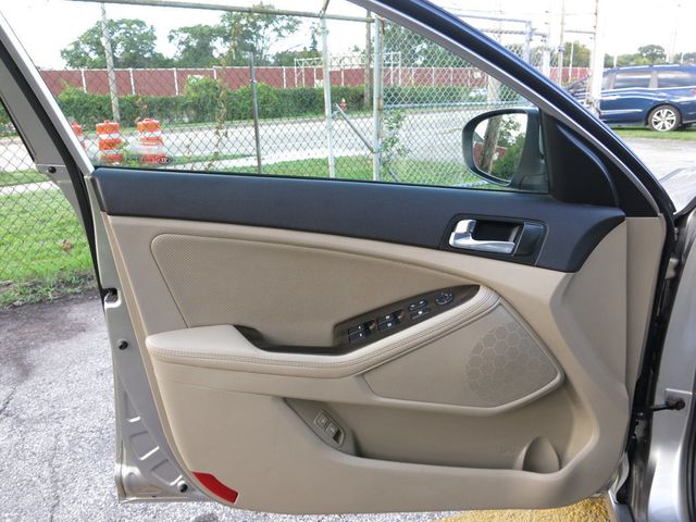 2014 Kia Optima 4dr Sedan EX - 23086315 - 46