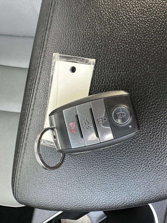 2014 Kia Optima 4dr Sedan EX - 23003903 - 36