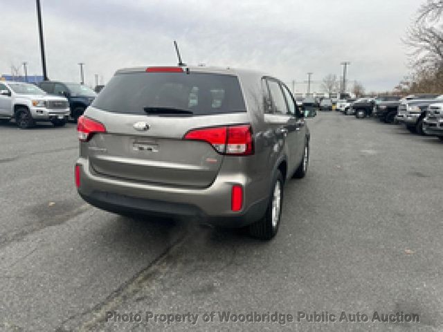 2014 Kia Sorento 2WD 4dr I4 LX - 22951298 - 19