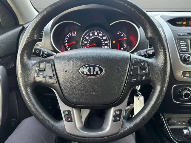2014 Kia Sorento 2WD 4dr I4 LX - 22940468 - 16