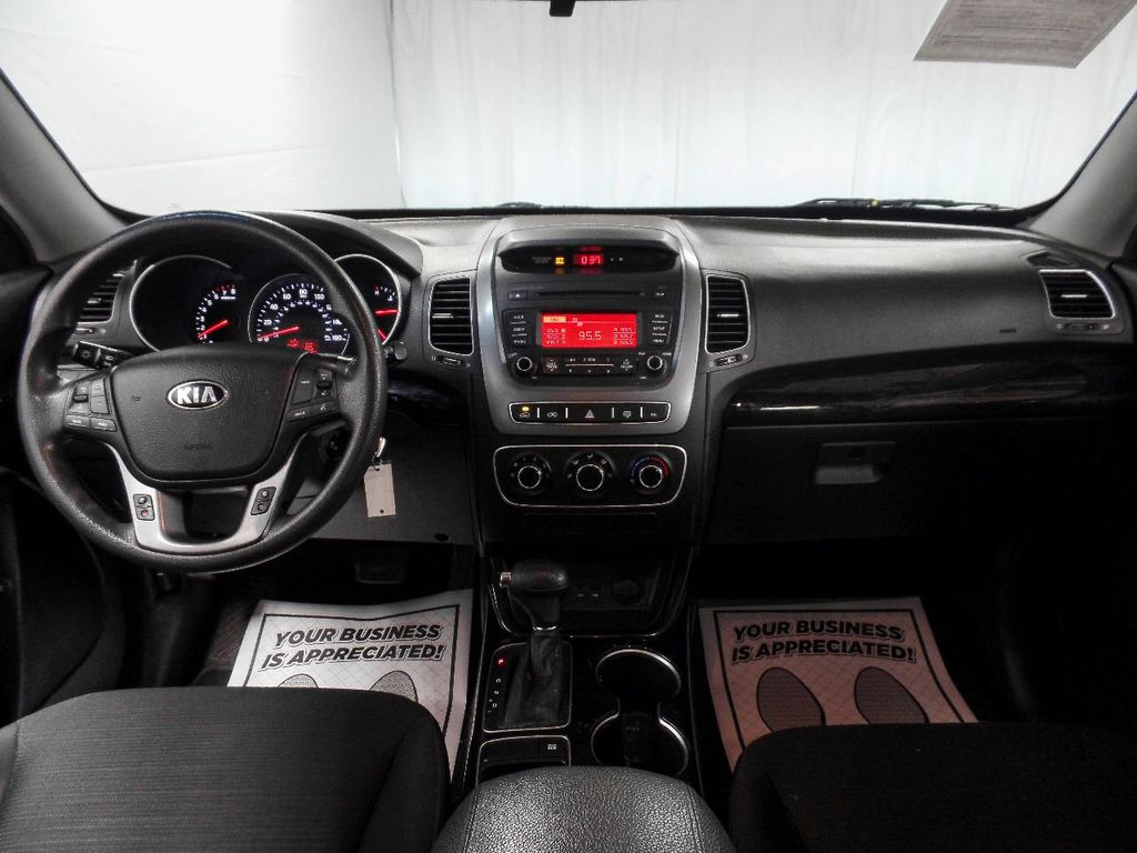 2014 Kia Sorento LX - 22220515 - 12