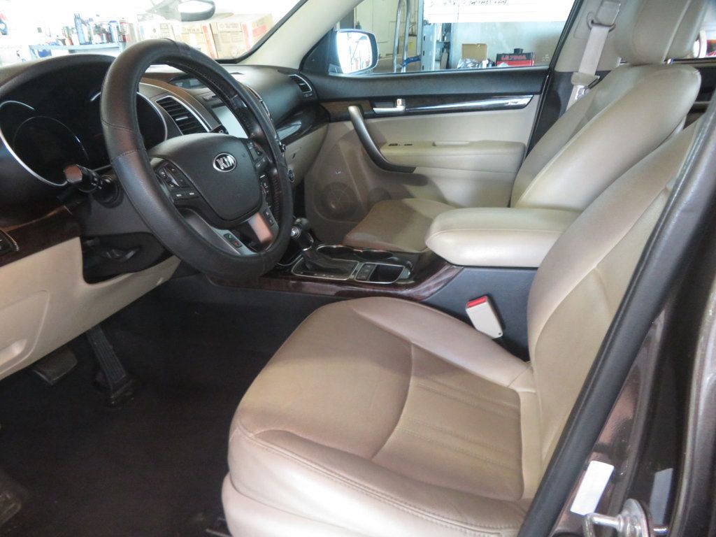 2014 Kia Sorento SORENTO THIRD ROW SEAT MOONROOF EX EXTRA CLEAN LOW MILES  - 23091967 - 17