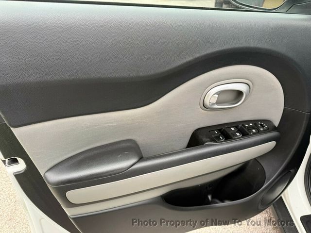 2014 Kia Soul 5dr Wagon Automatic - 22993623 - 16