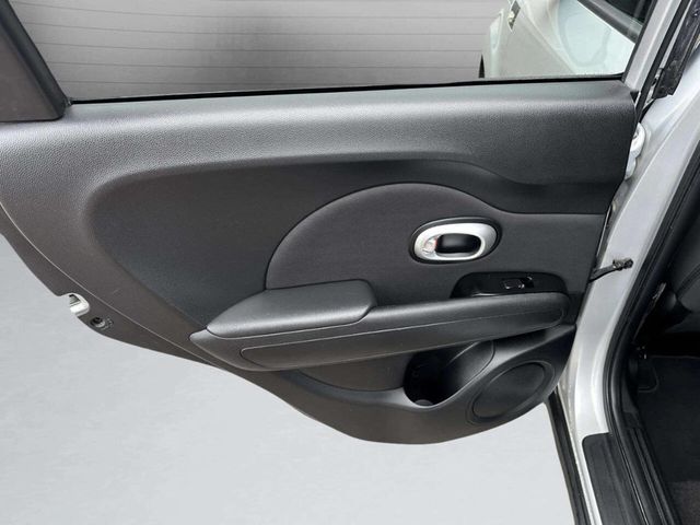 2014 Kia Soul 5dr Wagon Manual - 22949085 - 15