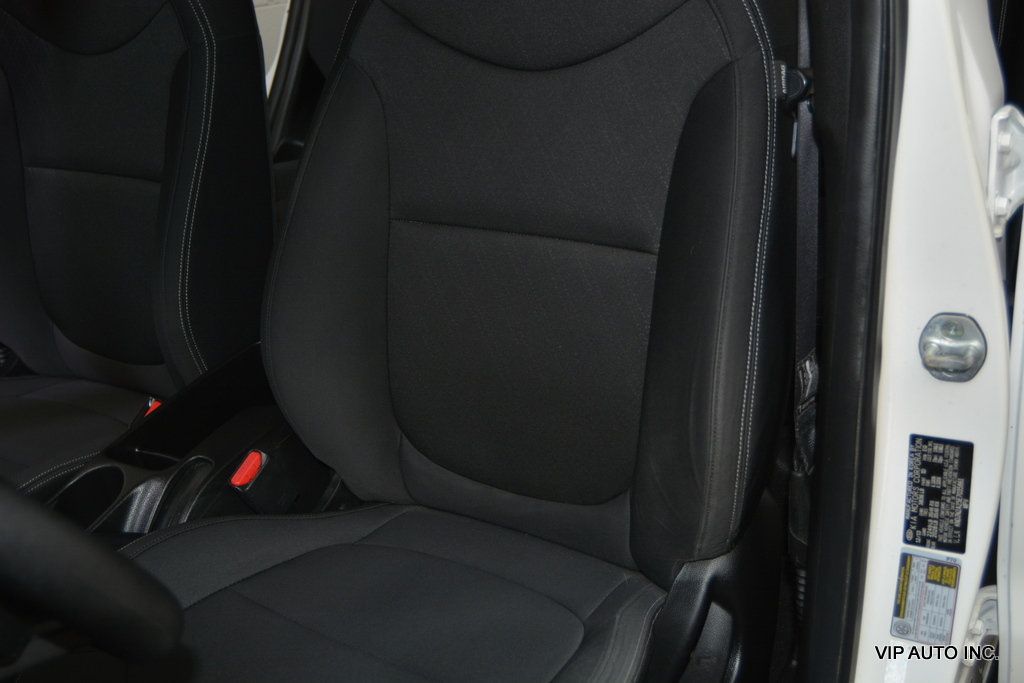 2014 Kia Soul 5dr Wagon Manual - 22982761 - 15