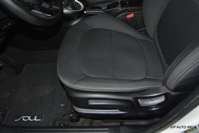 2014 Kia Soul 5dr Wagon Manual - 22982761 - 17