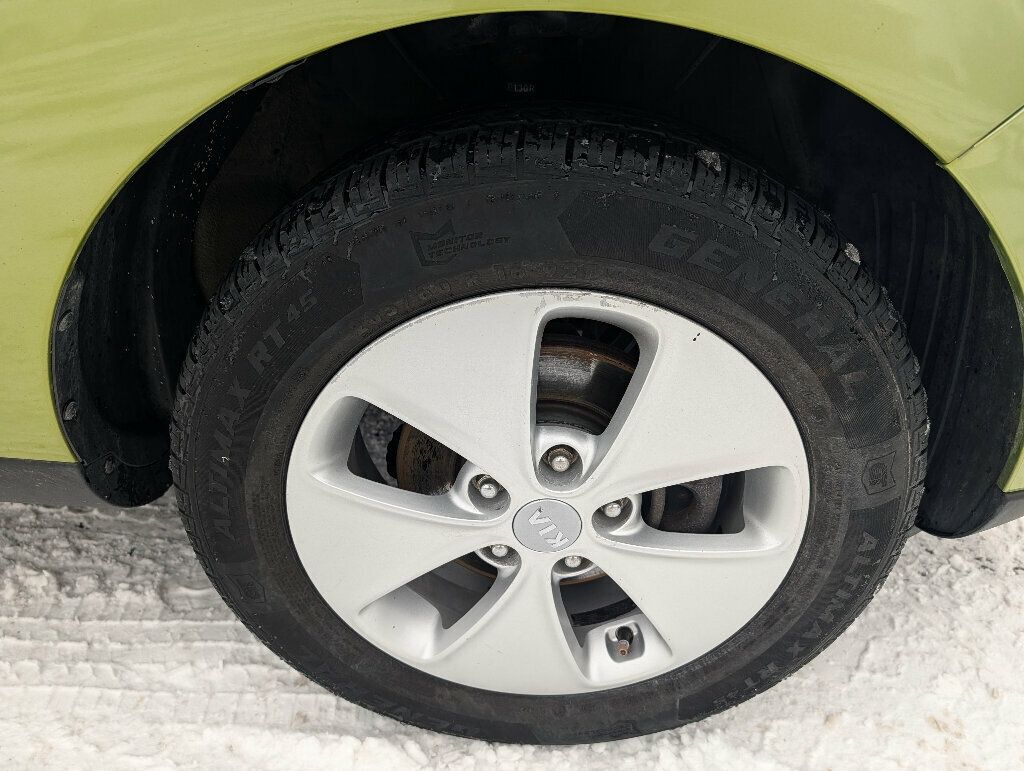 2014 Kia Soul Fuel Efficient Price Point - 22954089 - 11