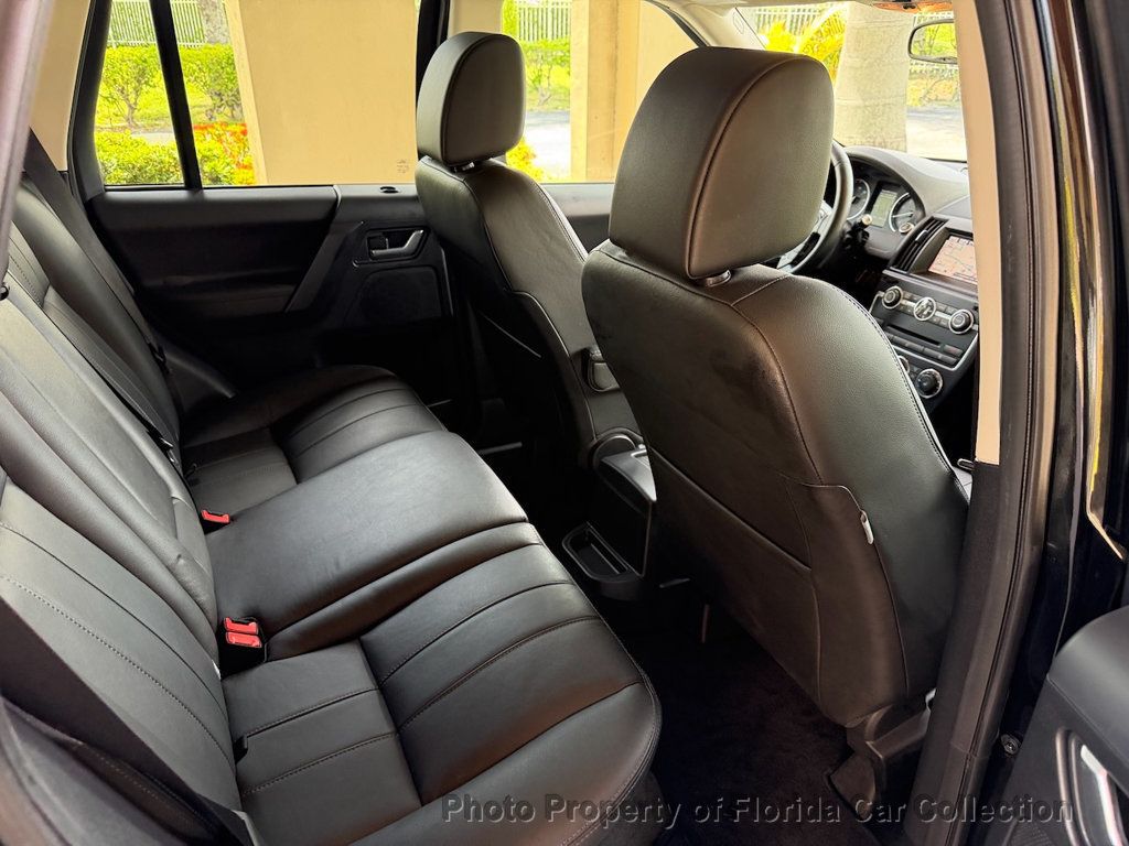 2014 Land Rover LR2 4WD/AWD - 23050525 - 32