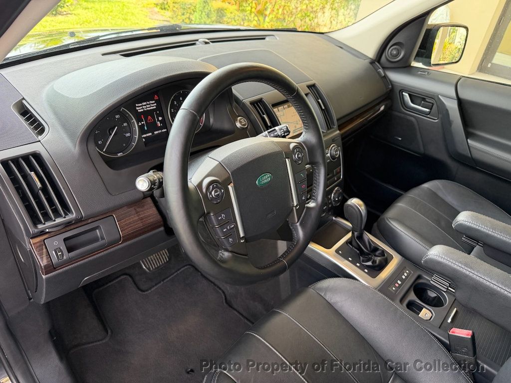 2014 Land Rover LR2 4WD/AWD - 23050525 - 44