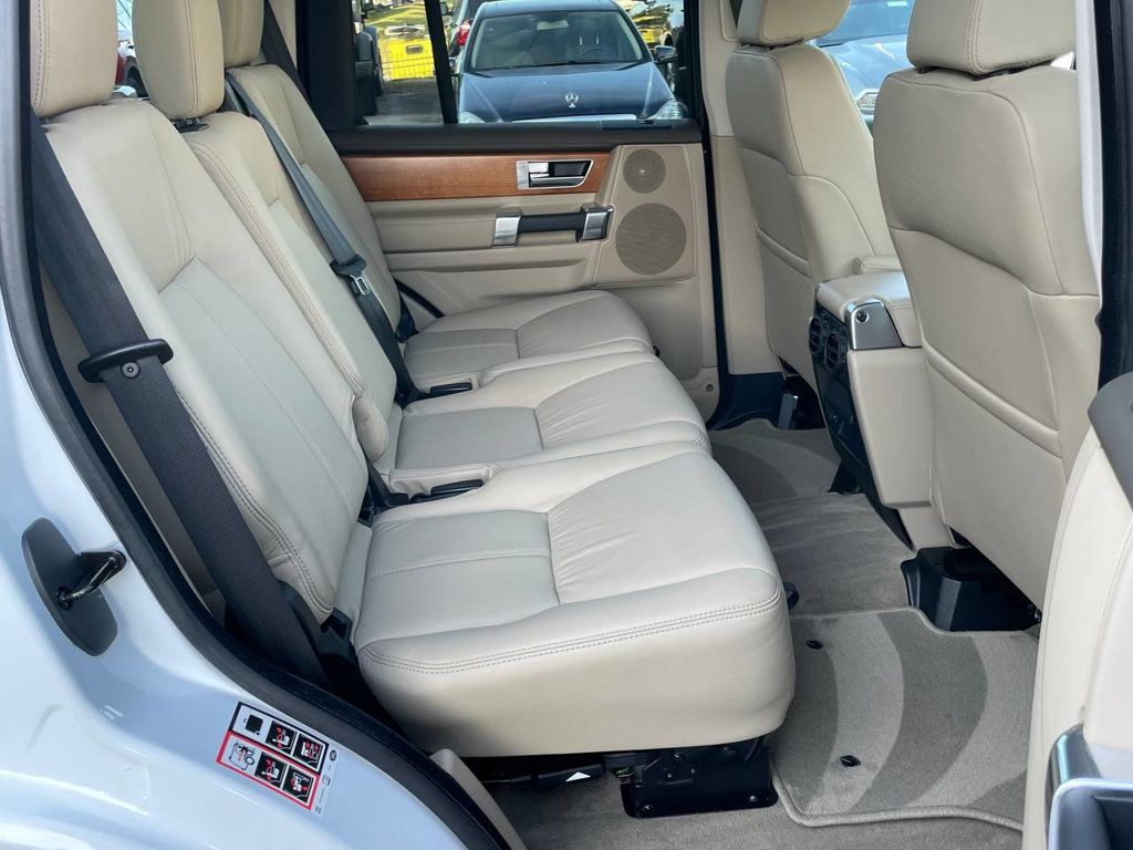 2014 Land Rover LR4 HSE photo 10