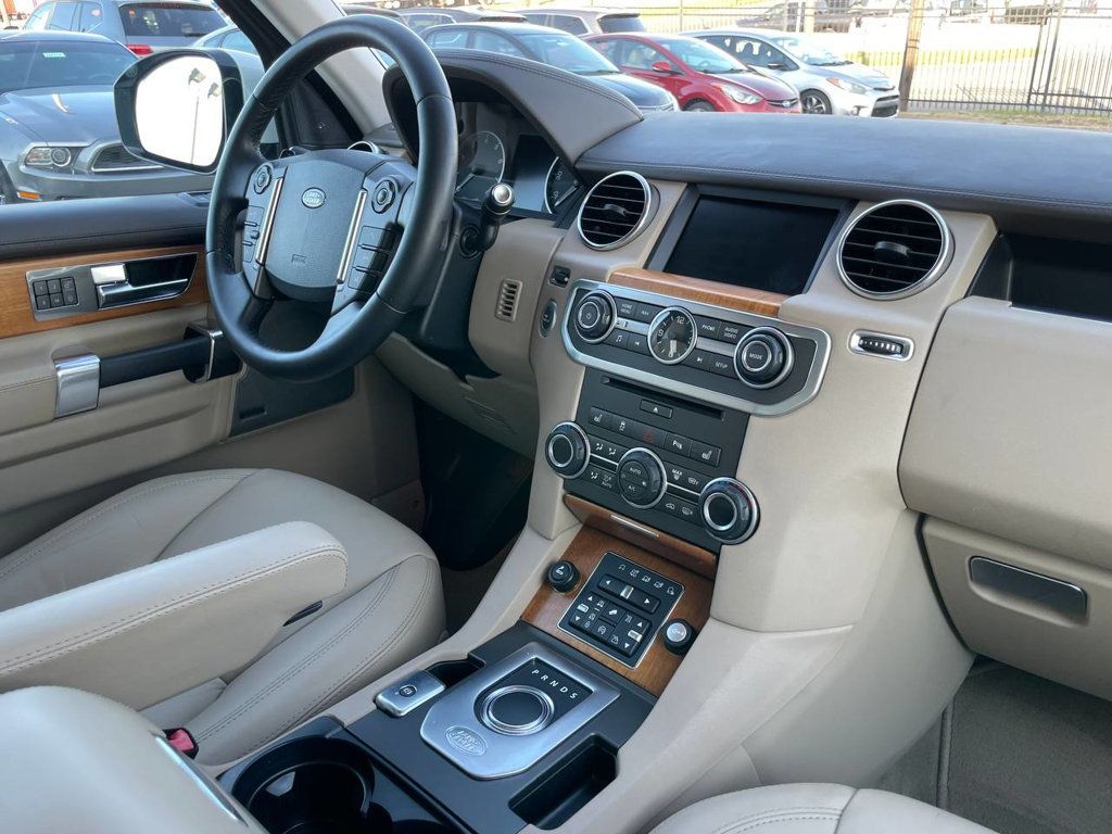 2014 Land Rover LR4 HSE photo 15
