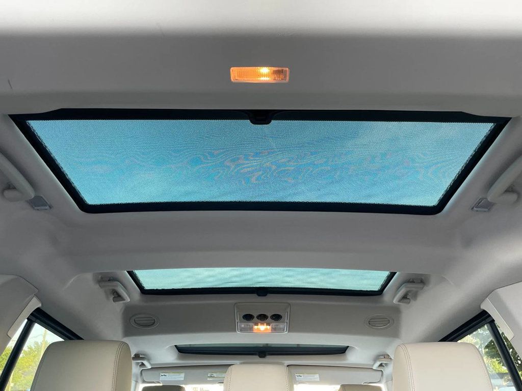 2014 Land Rover LR4 HSE photo 21