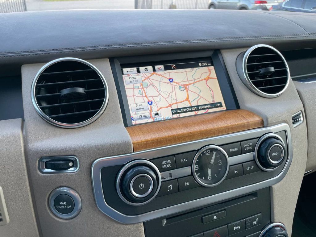2014 Land Rover LR4 HSE photo 23