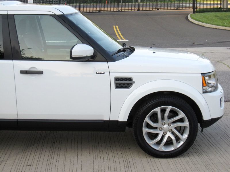 2014 Land Rover LR4 HSE photo 11